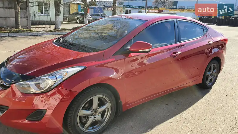 Hyundai Elantra