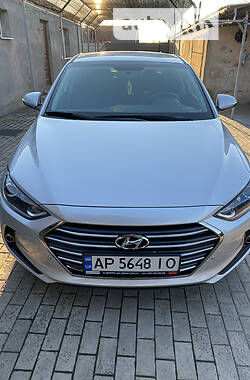 Седан Hyundai Elantra 2018 в Покровському