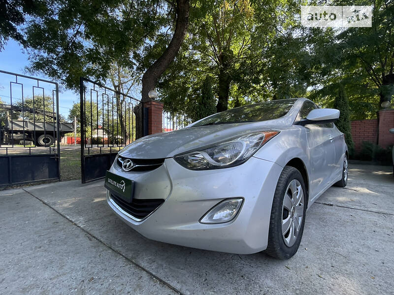 Hyundai Elantra