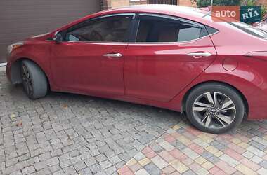 Hyundai Elantra 2013