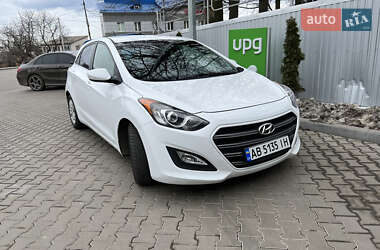 Хэтчбек Hyundai Elantra 2015 в Виннице