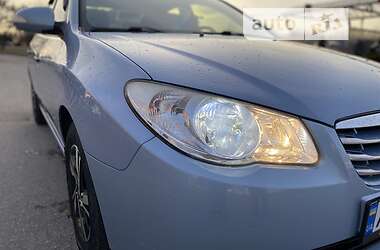 Седан Hyundai Elantra 2011 в Днепре