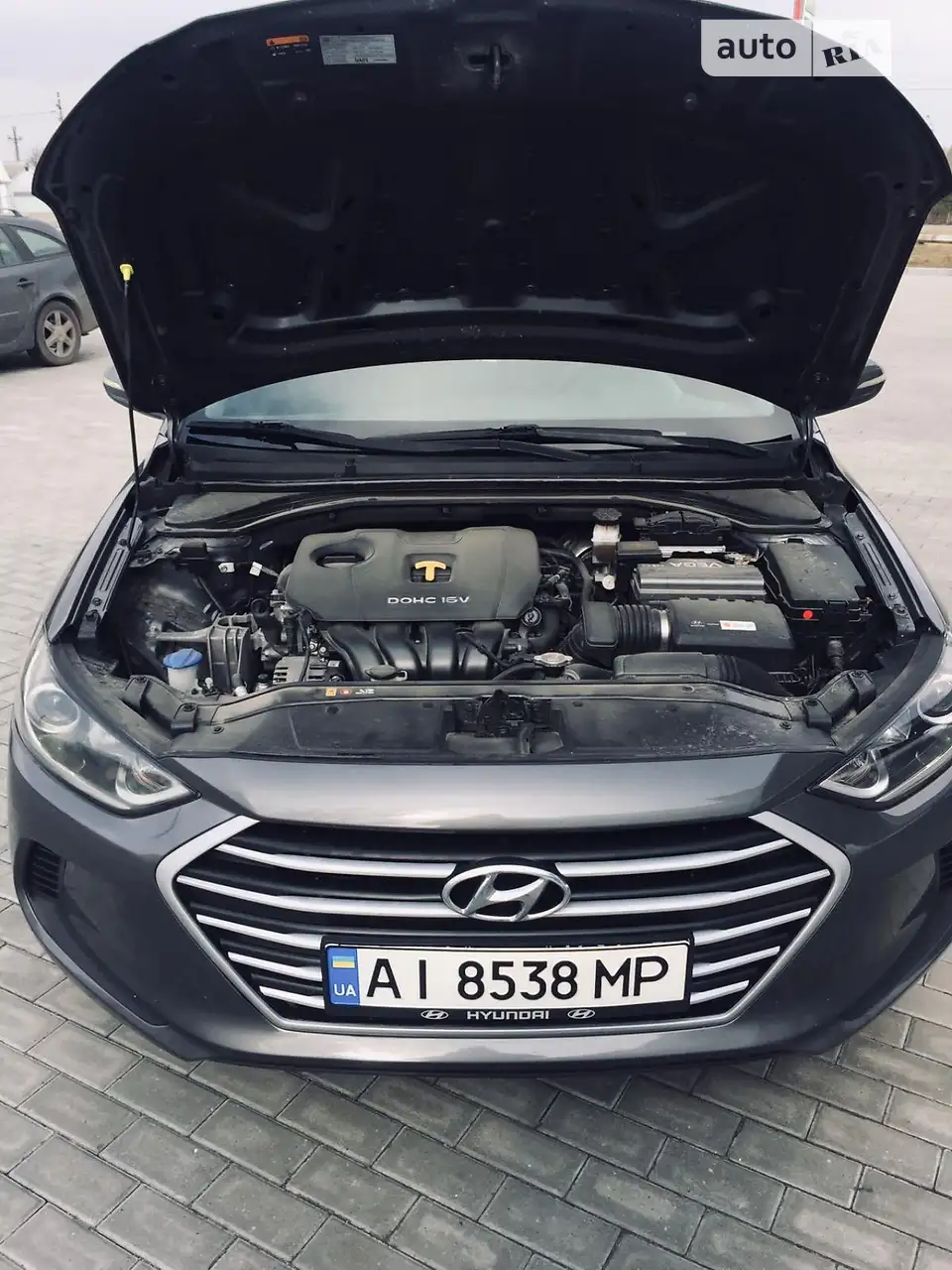 2016 Hyundai Elantra - мініатюра 18
