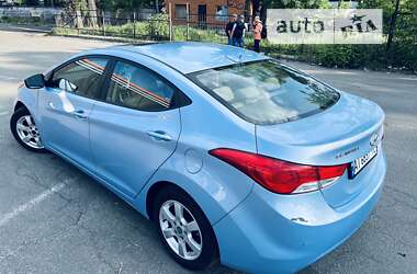 Седан Hyundai Elantra 2011 в Киеве