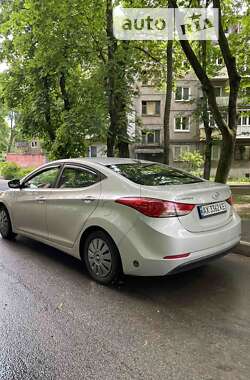 Седан Hyundai Elantra 2014 в Харькове