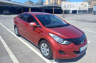 Седан Hyundai Elantra 2012 в Киеве