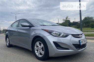Седан Hyundai Elantra 2015 в 