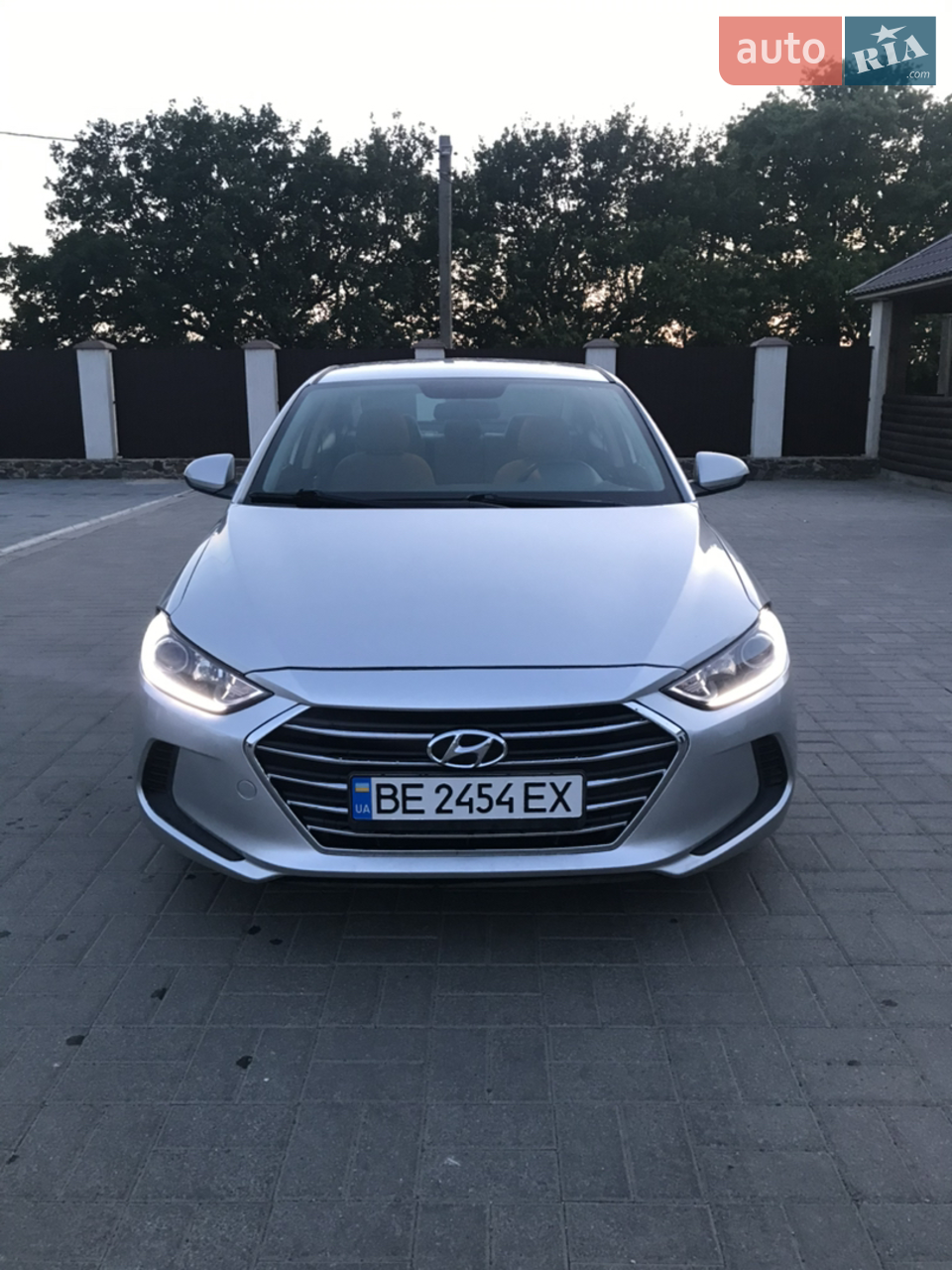 2017 Hyundai Elantra - мініатюра 5