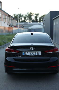 Седан Hyundai Elantra 2016 в 