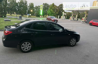 Седан Hyundai Elantra 2008 в Чернигове