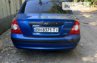 Седан Hyundai Elantra 2004 в Одессе