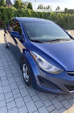 Седан Hyundai Elantra 2015 в 