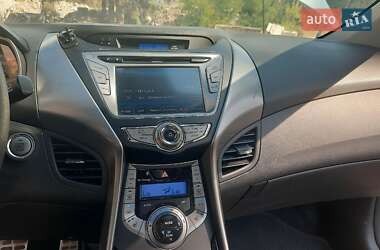 Купе Hyundai Elantra 2012 в Кривом Роге