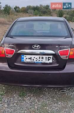 Седан Hyundai Elantra 2008 в Одессе