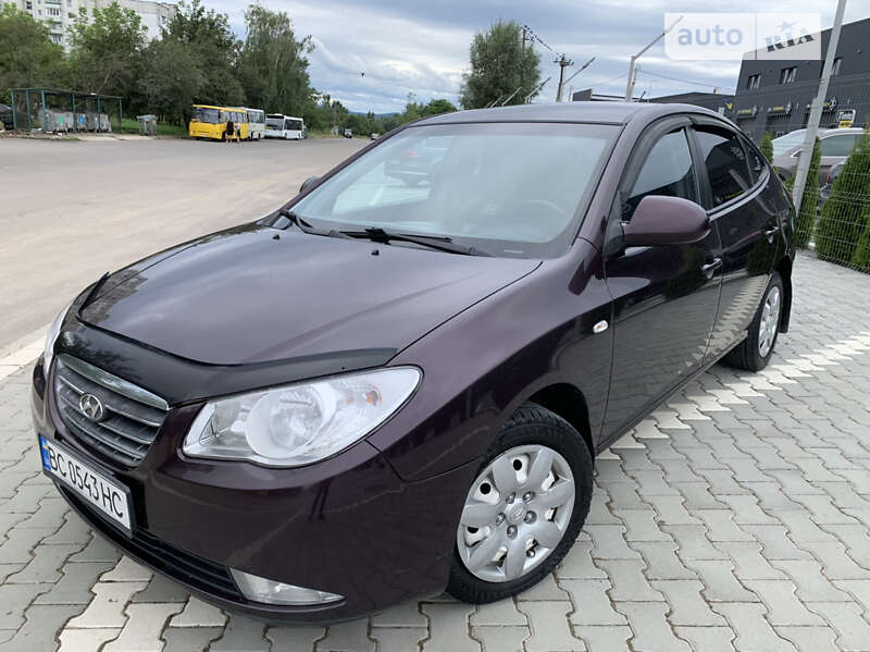 Седан Hyundai Elantra 2008 в Трускавці