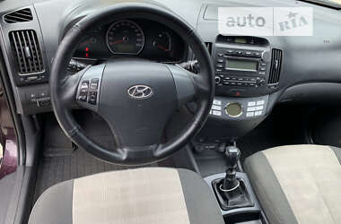 Седан Hyundai Elantra 2008 в Трускавці