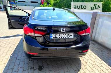 Седан Hyundai Elantra 2015 в Черновцах