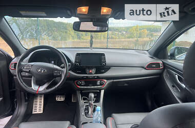 Хэтчбек Hyundai Elantra 2017 в Виннице