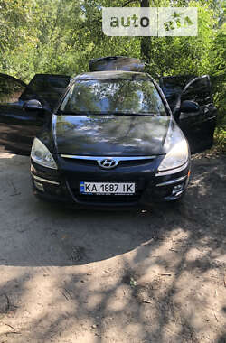 Универсал Hyundai Elantra 2009 в Киеве