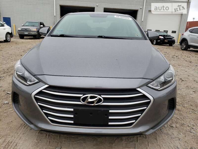 Hyundai Elantra 2018