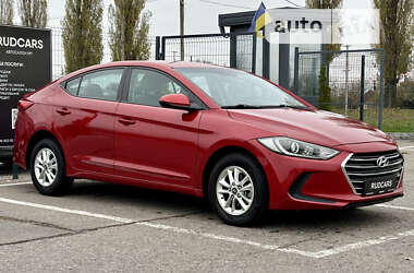 Hyundai Elantra 2016