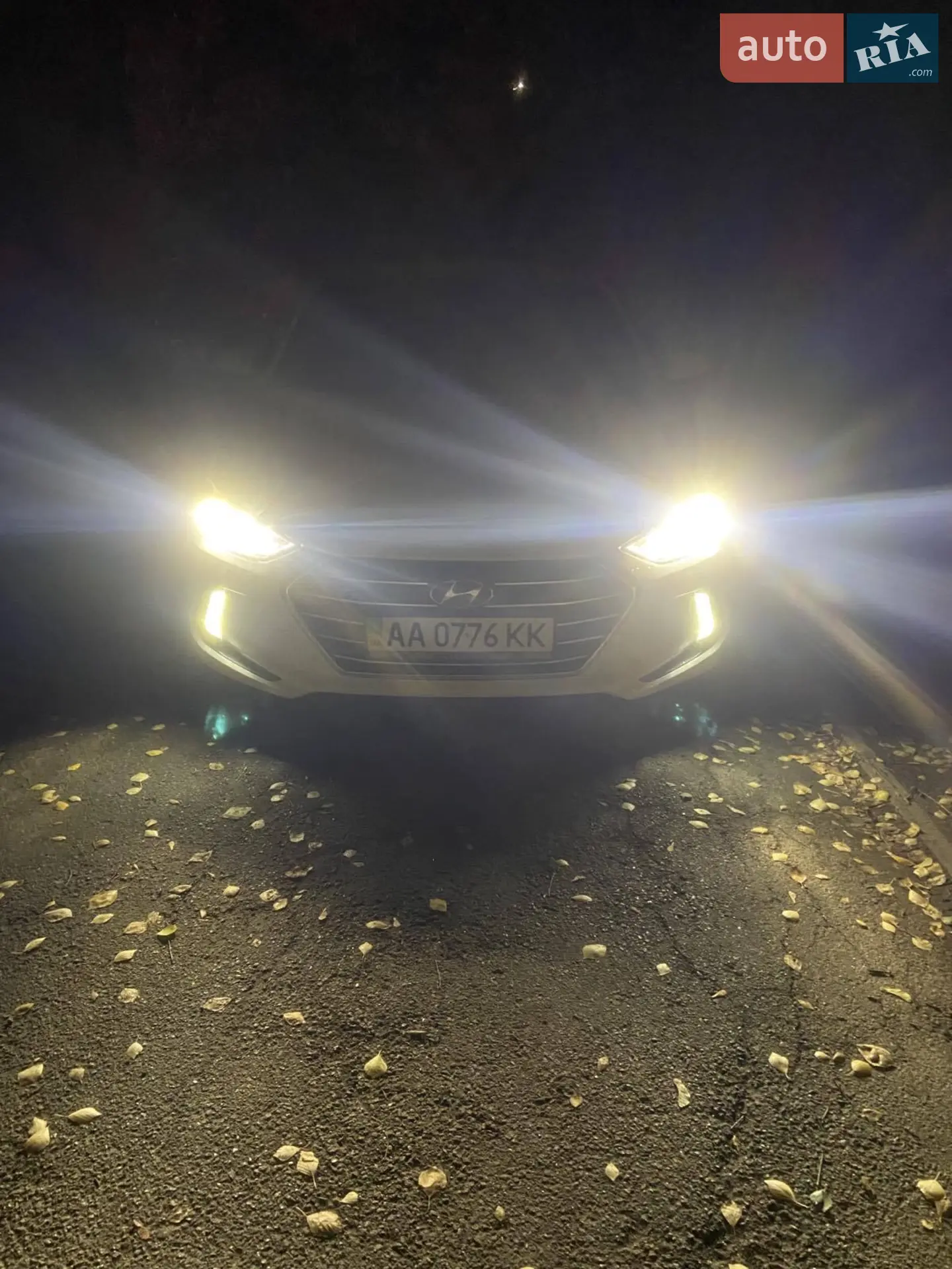 2017 Hyundai Elantra - мініатюра 8