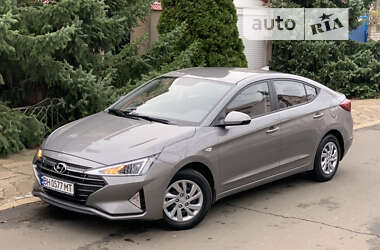 Hyundai Elantra 2020