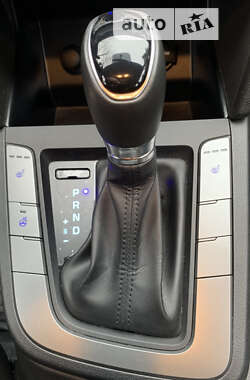 Седан Hyundai Elantra 2020 в 