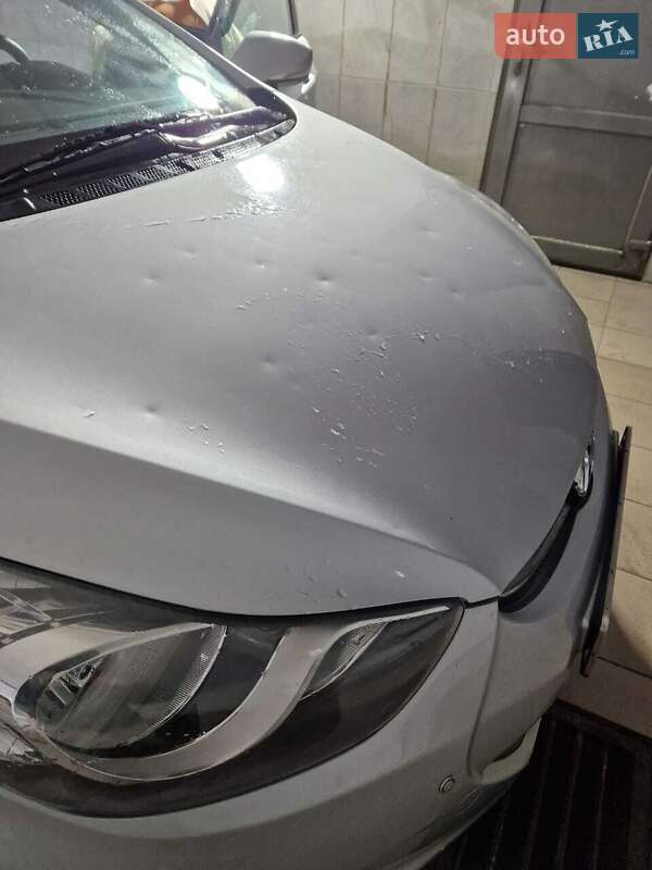 Седан Hyundai Elantra 2012 в Измаиле