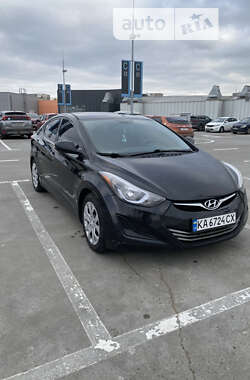 Седан Hyundai Elantra 2015 в Киеве