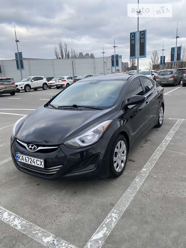 Седан Hyundai Elantra 2015 в Києві