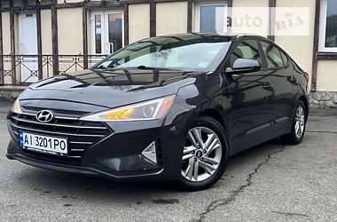 Hyundai Elantra 2019