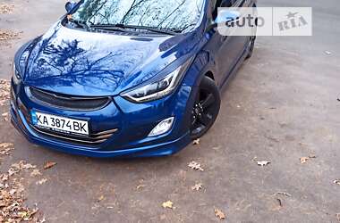 Седан Hyundai Elantra 2012 в Києві