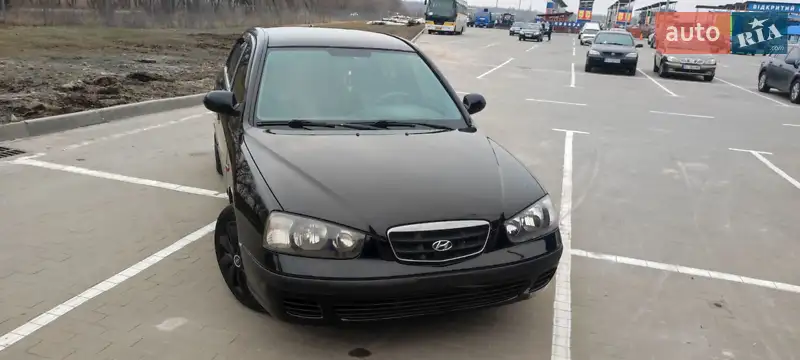 Hyundai Elantra 2001