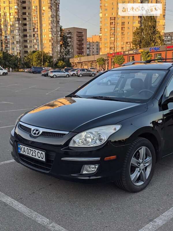 Универсал Hyundai Elantra 2012 в Киеве