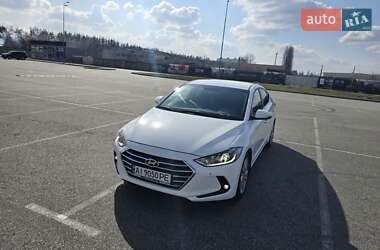 Седан Hyundai Elantra 2016 в Макарове