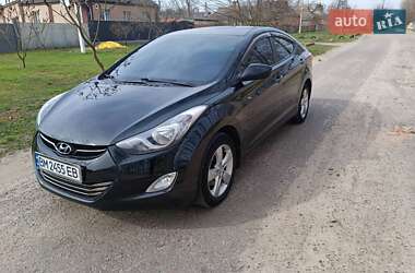 Седан Hyundai Elantra 2012 в Ахтырке