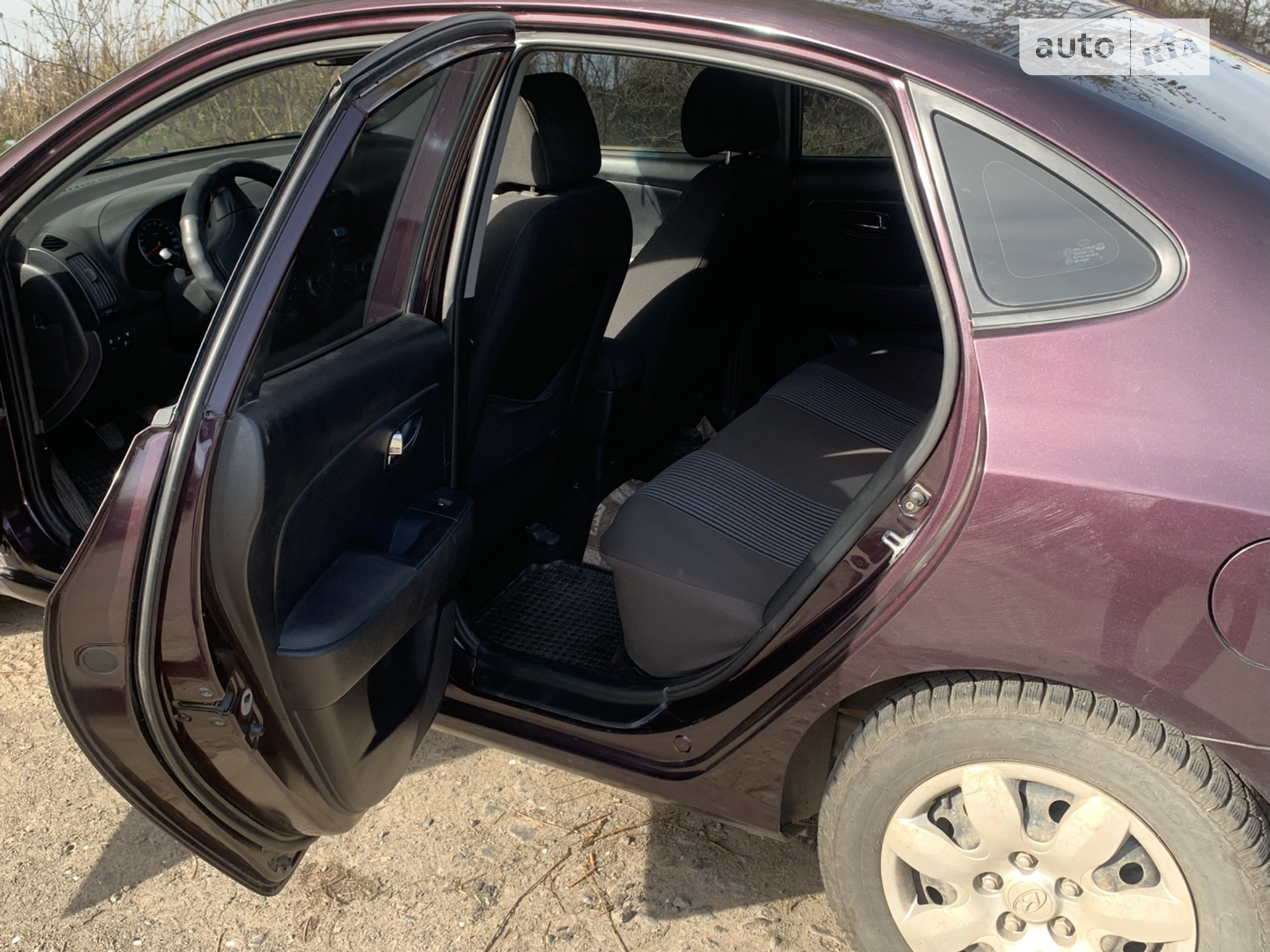 2010 Hyundai Elantra - мініатюра 5