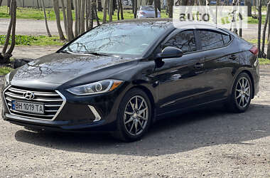 Hyundai Elantra 2017