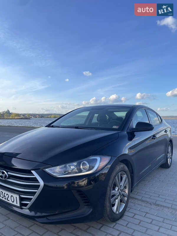Седан Hyundai Elantra 2016 в Львове фото 3 Седан Hyundai Elantra 2016 в Львове