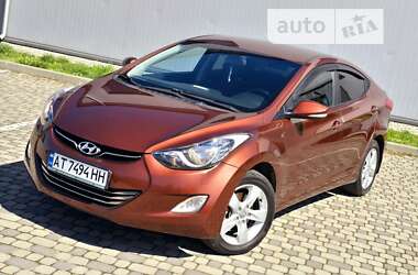 Седан Hyundai Elantra 2012 в Івано-Франківську