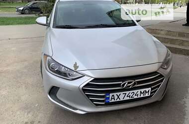 Hyundai Elantra 2017