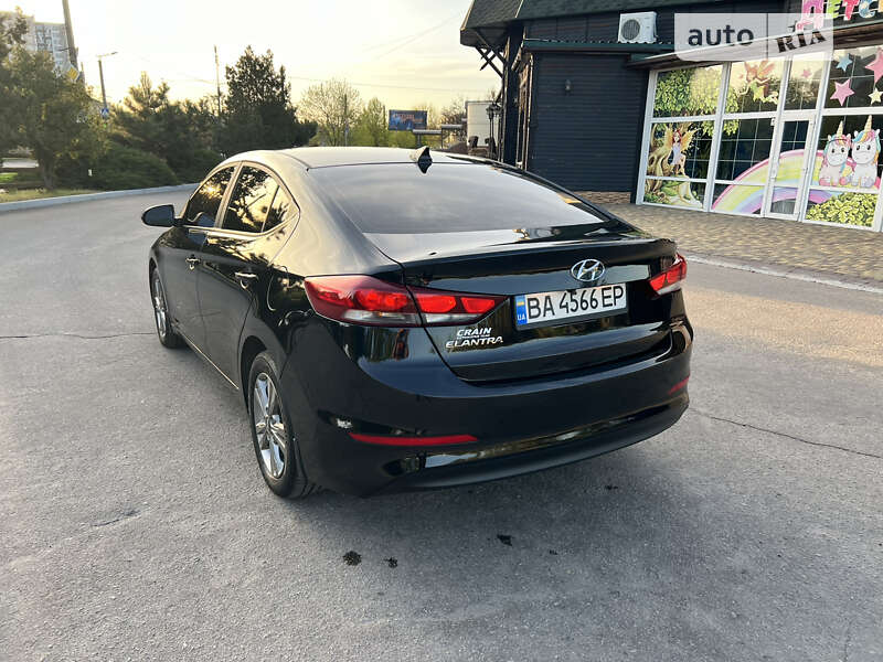 Седан Hyundai Elantra 2016 в Кропивницькому