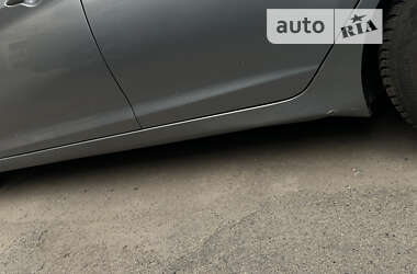 Седан Hyundai Elantra 2012 в Кривом Роге