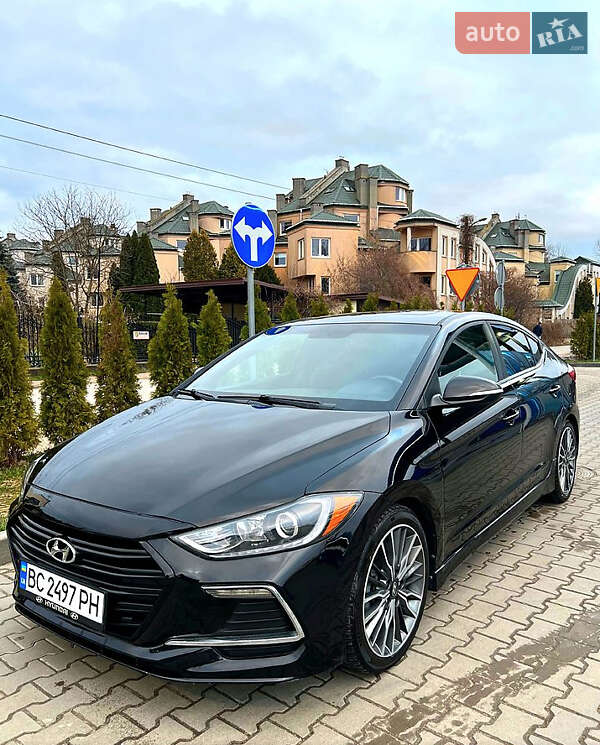 Седан Hyundai Elantra 2017 в Киеве