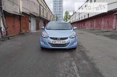 Hyundai Elantra 2013