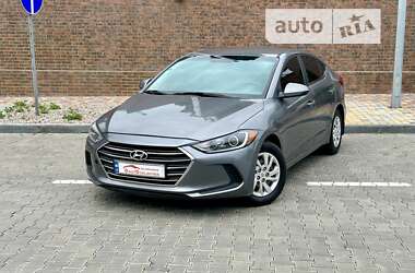 Hyundai Elantra 2018