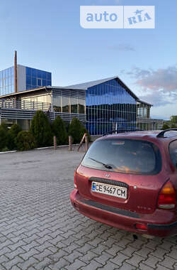 Універсал Hyundai Elantra 1995 в Чернівцях