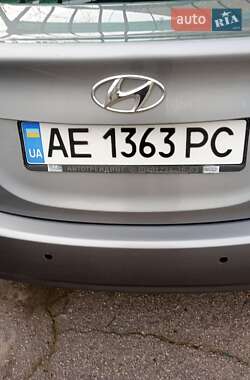 Седан Hyundai Elantra 2012 в 