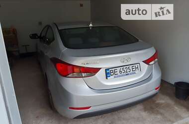 Седан Hyundai Elantra 2014 в Первомайську